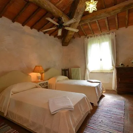 Luxury Retreat In Della Pieve, Umbria Villa